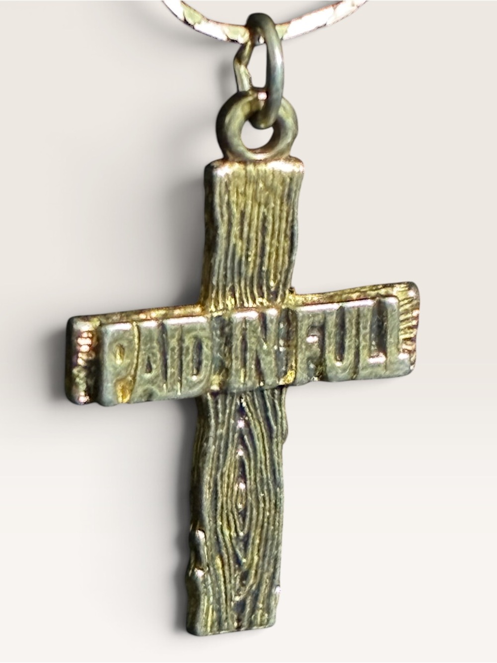 Vintage Gold Tone Cross Pendant Necklace - Classic Women's Jewelry